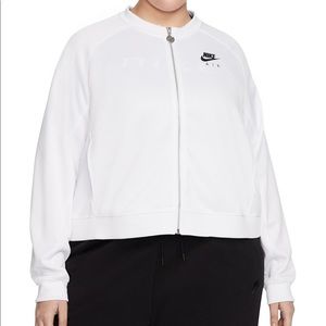 Nike Women’s Plus-Size Zip-Front Logo Jacket ✔️